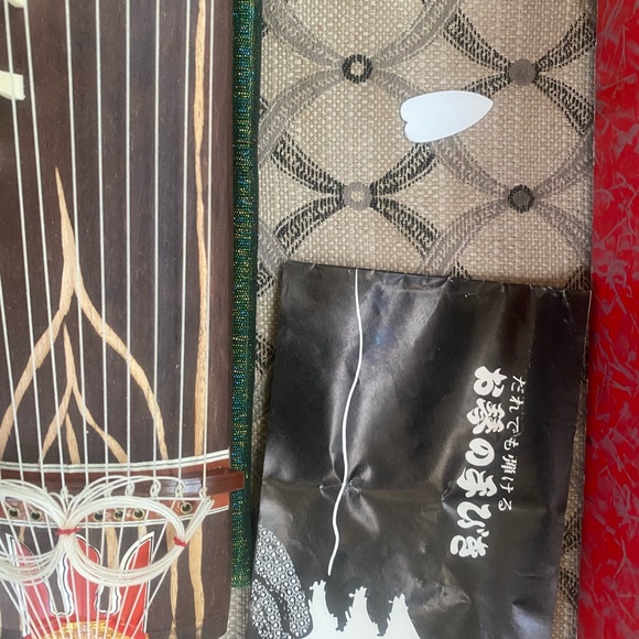 Japanese Mini Koto Instrument - Picture 4 of 4